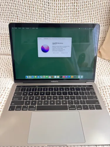 Apple Macbook Pro 2016 13?