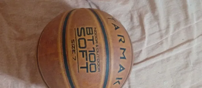 Bola de basquete tarmak