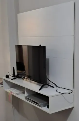 Painel de TV Branco