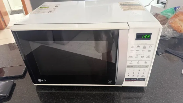 Micro ondas LG 23L