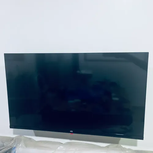 Smart TV HQ 32? LED - Impecável (Netflix, YouTube e Wi-Fi)