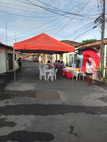 Tenda 4x4 R$2.500