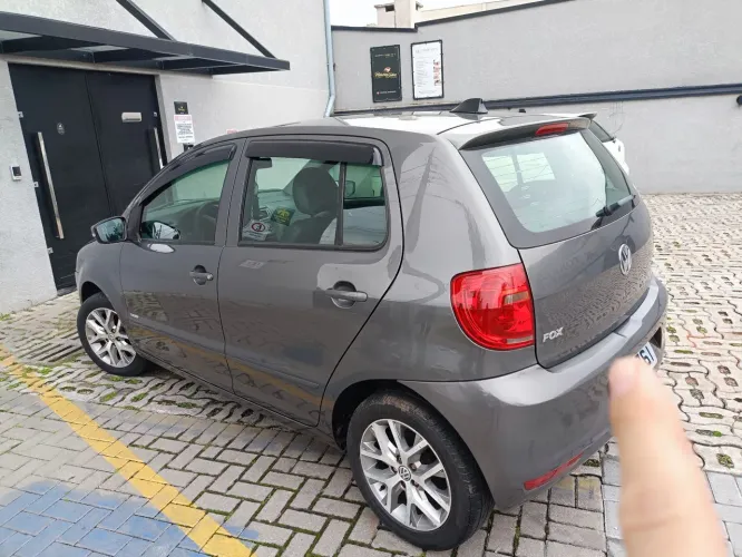 Volkswagen Fox 1.6 MI Total Flex 8V 5P 2012