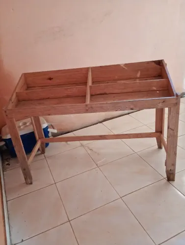 Expositor de madeira