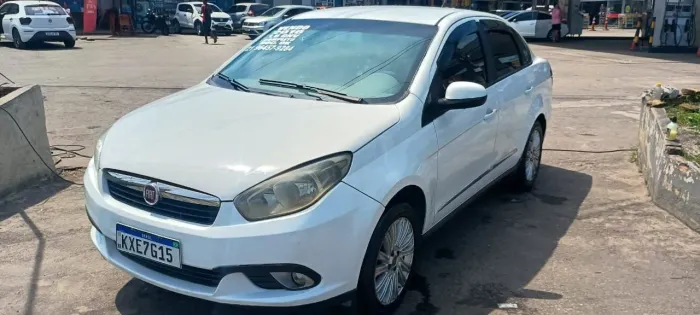Fiat Grand Siena Essence 1.6 Flex 16V 2016