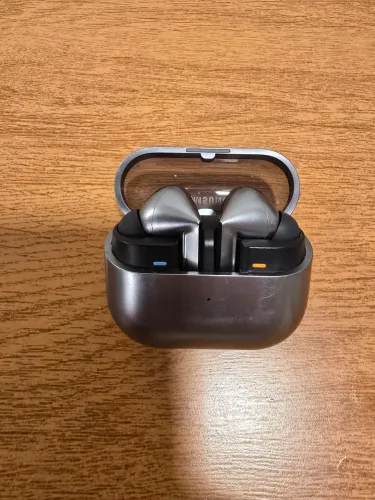 Samsung Galaxy Buds3 Pro - Original, na caixa, funcionando 100%<br>Descrição