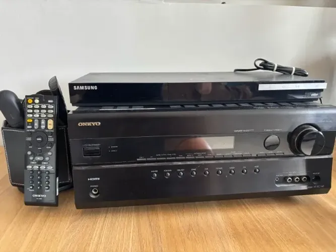 Blu-ray Samsung BD-hm51 com streaming integrado