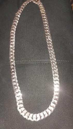 Corrente de prata escama de peixe zerada 925  preço pa vender logo fecho pega ladrao
