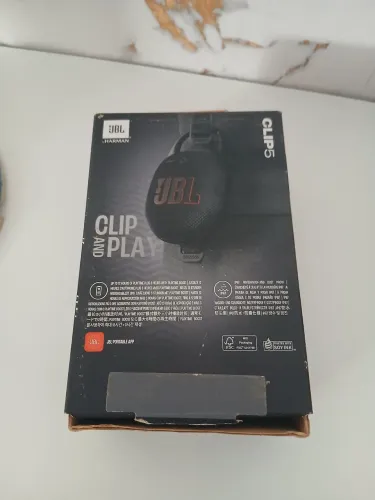 Caixa de som jbl clip 5