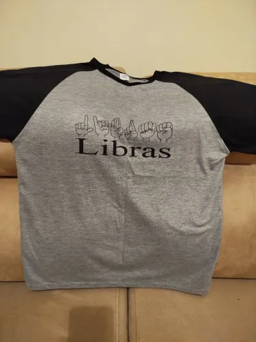 Blusa Libras Tam P. Nova