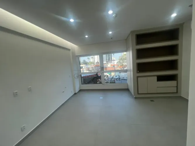 Oportunidade - Sala Comercial - Comercial Downtown Offices & Mall - Centro - 24m².