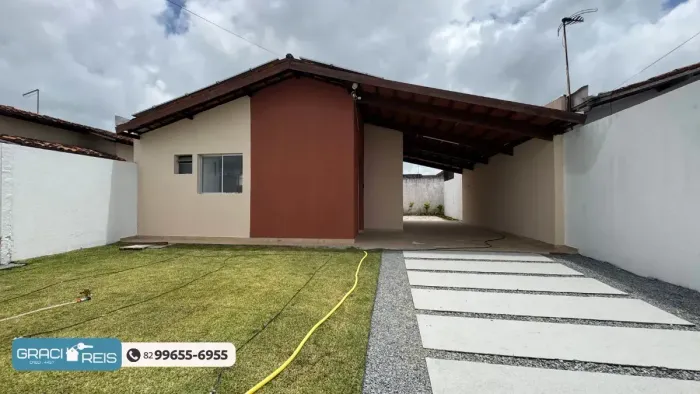 Casa à Venda com 3 Quartos e Lote Nascente no Residencial Lago Sul Marechal Deodoro/AL
