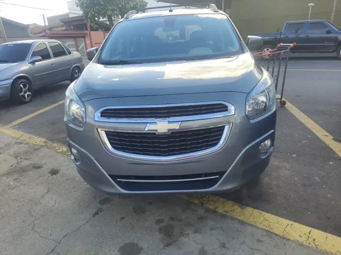 Chevrolet Spin LTZ 1.8 8V Econo.flex 5P Mec. 2013