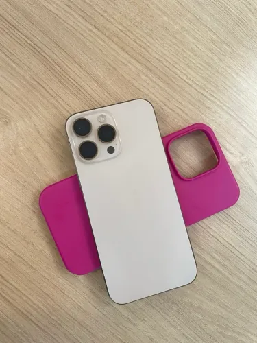 iPhone 16 Pro Max 256 GB - Semi-novo