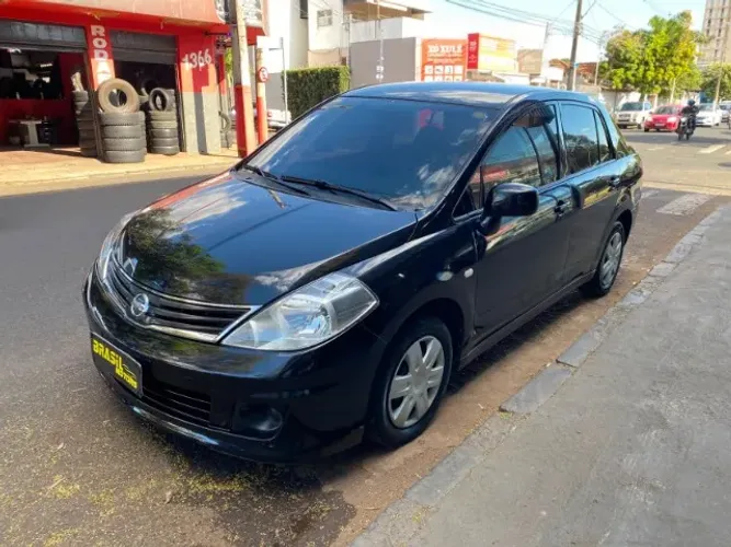 Nissan Tiida Sedan 1.8 16V Flex Fuel 4P 2011