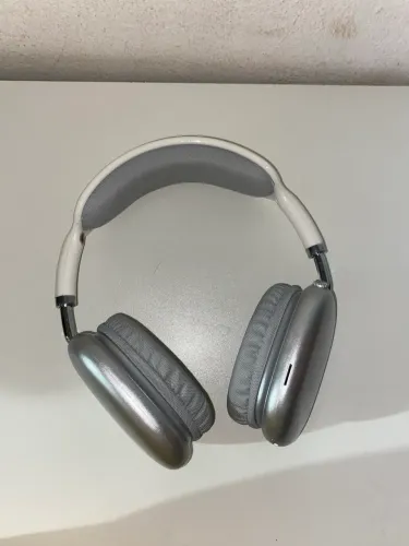 Fone de Ouvido Premium - Estado de Novo