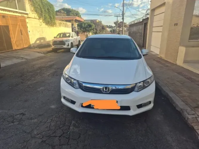 Honda Civic Sedan LXR 2.0 Flexone 16V Aut. 4P 2014