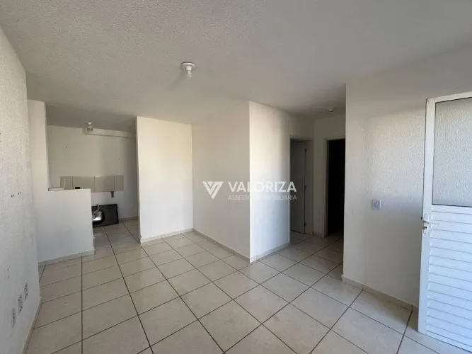 Casa com 2 quartos para alugar, 64 m² por R$ 2.477/mês - Villa Bella de Votorantim - Votor
