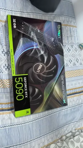 Placa de Vídeo RTX 5090 PALIT GAMEROCK