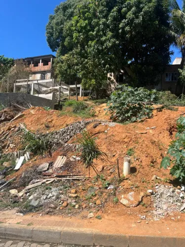 Terreno 132 m2 - Rua Castelo, Nova Valverde, Cariacica, ES.