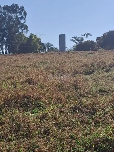 Sítio com 2 dormitórios à venda, 278300 m² por R$ 2.460.000 - Área Rural de Guaimbê - Guai