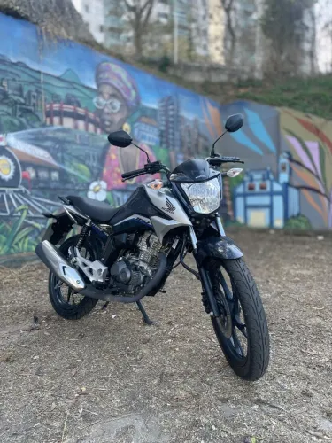 Titan 160