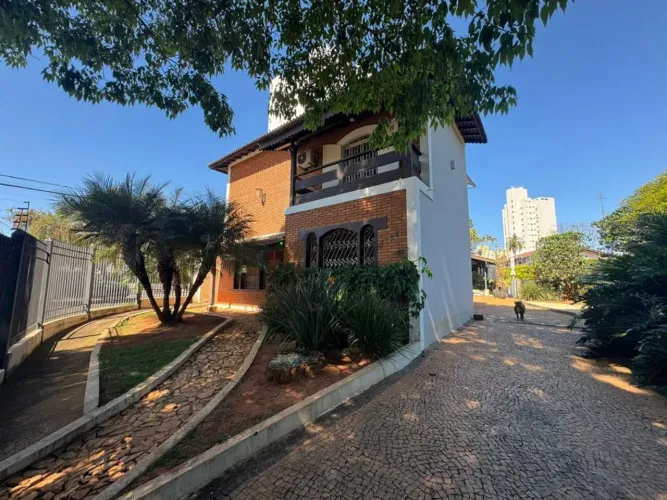 Casa à venda e para alugar em Campinas, Jardim Flamboyant, com 4 quartos, com 324 m²