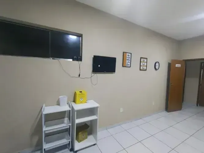 Sala no Parque 10 prox CSU, sala com 20m2 amplo, climatizada, incluso agua, energia e inte