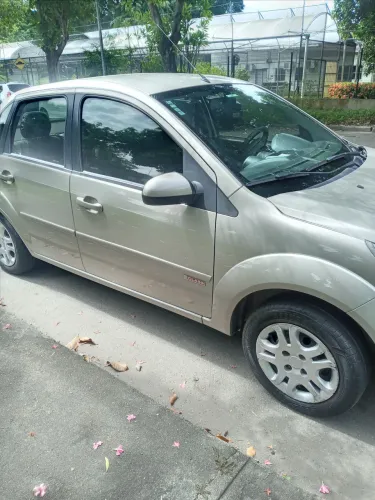 Ford Fiesta Sed. 1.6 8V Flex 4P 2013