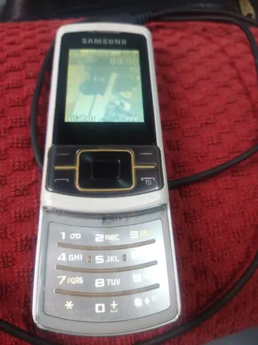 Celular Samsung modelo C 3050 operadora vivo 
