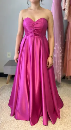 Vestido rosa fúcsia