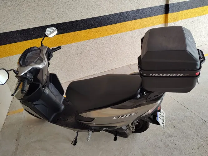 Elite 125 2026 com Bauleto
