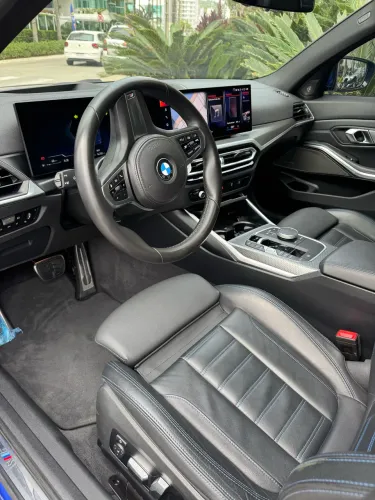 BMW 320I A 2.0 TB M Sport Activeflex 16V 4P 2023