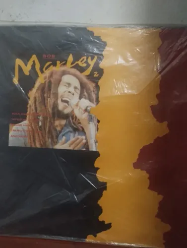 LP DISCO DE VINIL BOB MARLEY 2 , VINIL SEM ARRANHÕES , CAPA RAZOAVEL.