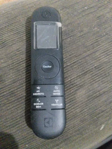 Controle ar-condicionado Eletrolux usado