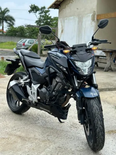 CB TWISTER 300F