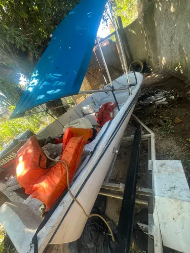 Barco pouco usado, é do meu tio mas o mesmo n pode mais usar
