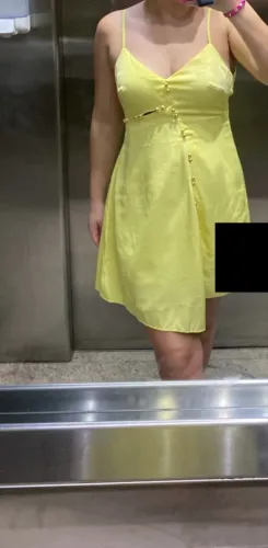 Vestido curto amarelo