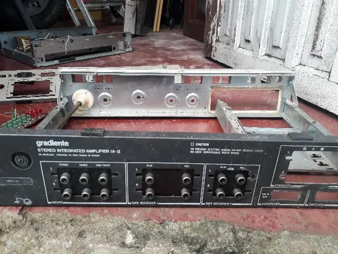 AMPLIFICADOR GABINETE PARA MONTAR