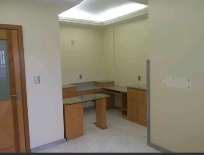 Troco ou vendo sala no Clinical Center
