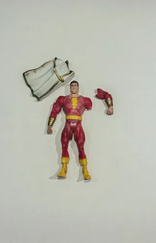 Sucata / Peças: Boneco Shazam (DC Universe Classics) - Leia a Descrição!
