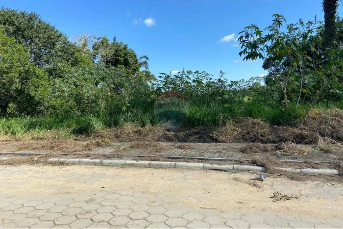 Terreno em condomínio próximo ao Quadrado de Trancoso