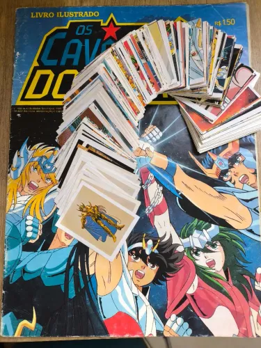 Album de figurinhas os cavaleiros do zodíaco completo( conservado)