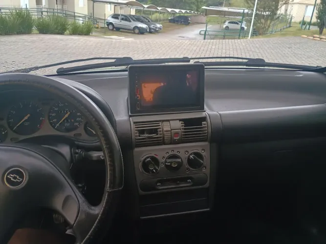 Chevrolet Corsa Sedan Super/ Classic 1.6 MPFI 8V 4 2003
