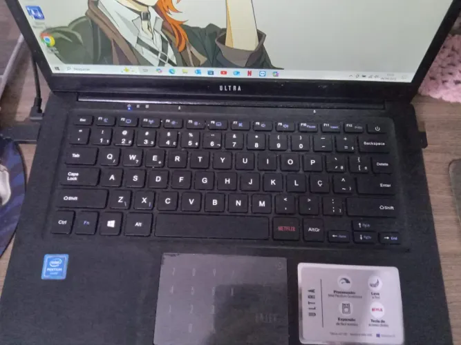 Notebook ultra Multilaser funcionando perfeitamente 
