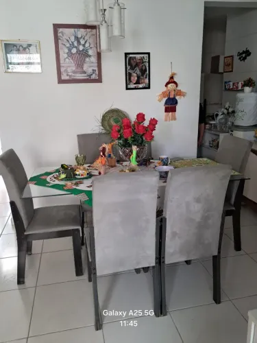 Mesa 6 cadeiras