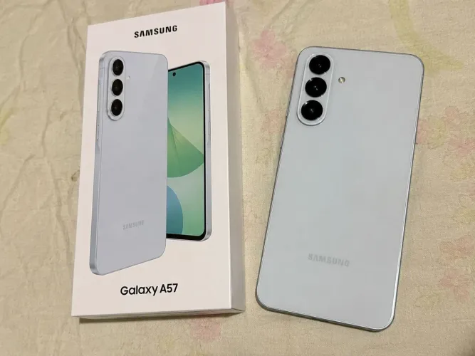 SAMSUNG A57