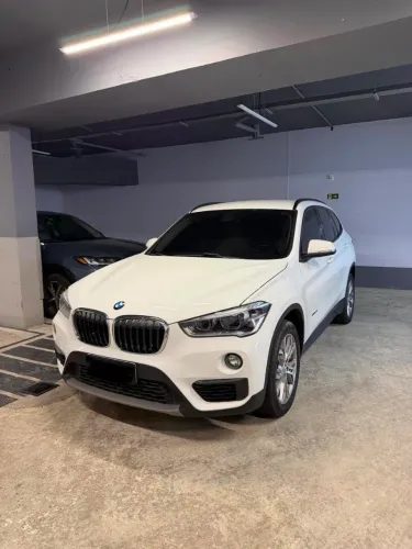 BMW X1 Sdrive 20I X-line 2.0 TB Active Flex 2018