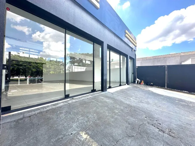 Loja comercial com 500m² na Arthur Bernardes