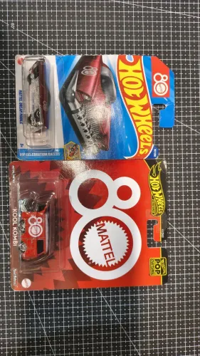 Hotwheels 80 anos